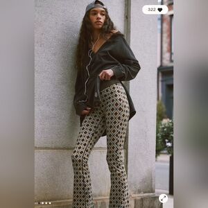 ‼️ISO Free People Hot Shot Printed Long Sleeve Set‼️